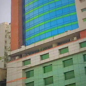 Victory - In Center Отель